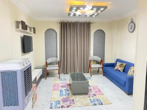 Ghanima Pyramids House